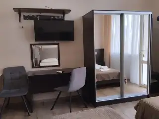 Гостевой дом «ЧЕРНОМОРЕЦ», п. Лазаревское